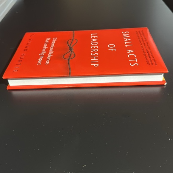 Small Acts of Leadership Book | Hard Cover - Picture 7 of 9